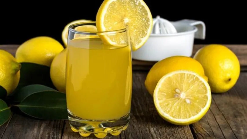 ನಿಂಬೆ ರಸ ಕುಡಿಯೋದರಿಂದ ಒಂದಲ್ಲ ಎರಡಲ್ಲ ಹಲವಾರು ಲಾಭ; ಈ ಎಲ್ಲಾ ಕಾಯಿಲೆ ಮಾಯ!