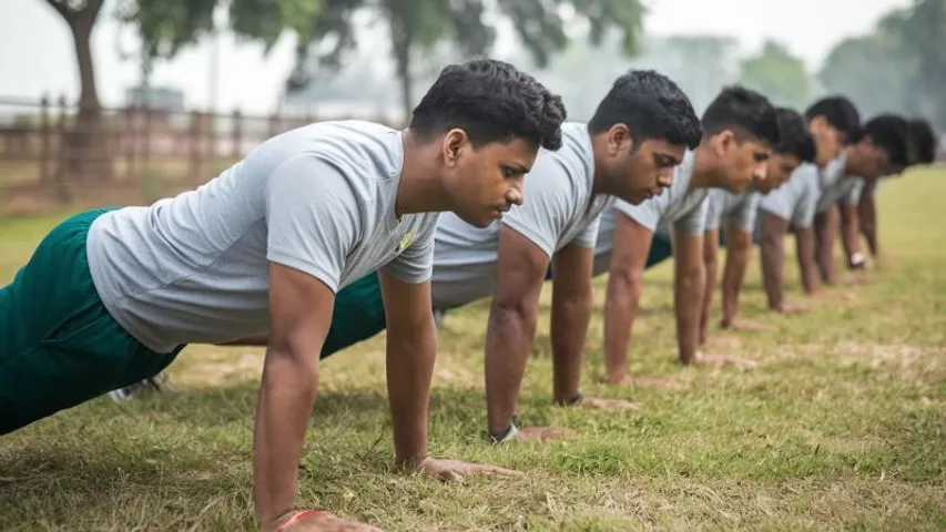 Bharti Rallyಯಲ್ಲಿ ನೇರ ನೇಮಕಾತಿ, 2 ಸಾವಿರಕ್ಕೂ ಅಧಿಕ ಹುದ್ದೆಗಳು.. 8th, SSLC, PUC ಆದವ್ರಿಗೆ ಚಾನ್ಸ್