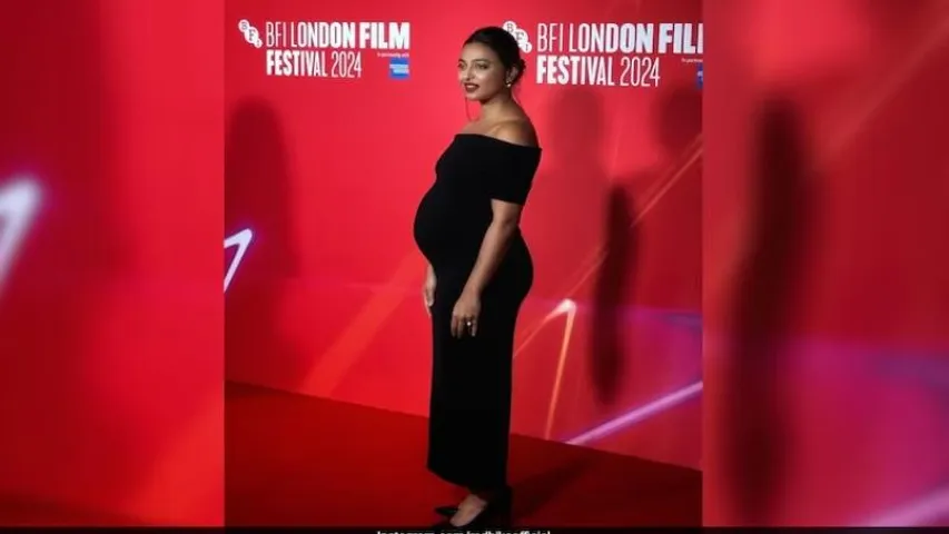 ಲಂಡನ್ ಫಿಲ್ಮ್​ ಫೆಸ್ಟಿವಲ್​ನಲ್ಲಿ ಮಿಂಚಿದ ರಾಧಿಕಾ ಆಪ್ಟೆ; ಬೇಬಿ ಬಂಪ್​ ಫೋಟೋಗೆ ಪೋಸ್​ ಕೊಟ್ಟ ನಟಿ