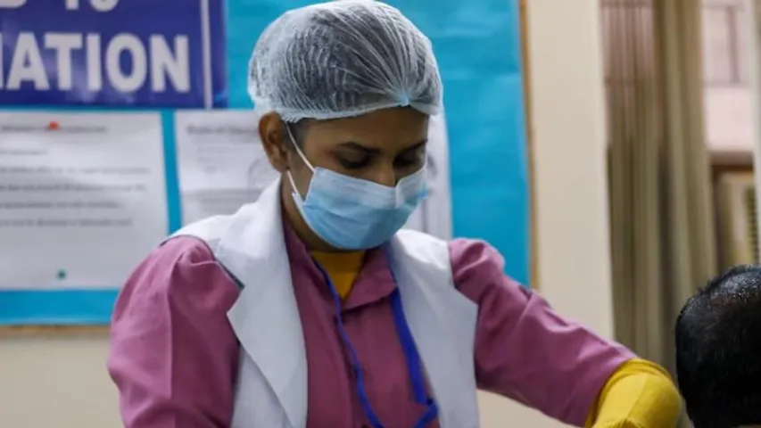 ರಾಜ್ಯದಲ್ಲಿ ಕೊರೊನಾ ವೈರಸ್‌ 80ಕ್ಕೆ ಏರಿಕೆ.. ಯಾವ್ಯಾವ ಜಿಲ್ಲೆಗಳಲ್ಲಿ ಕೋವಿಡ್ ಕೇಸ್ ಪತ್ತೆ ಆಗಿವೆ?