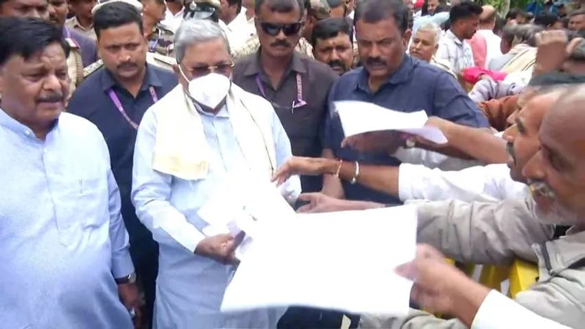 ಮತ್ತೆ ವಕ್ಕರಿಸಿದ ಕೊರೊನಾ.. ಮಾಸ್ಕ್ ಧರಿಸಿದ ಸಿಎಂ ಸಿದ್ದರಾಮಯ್ಯ; ನಾಳೆಯಿಂದ ಟೆಸ್ಟಿಂಗ್ ಆರಂಭ