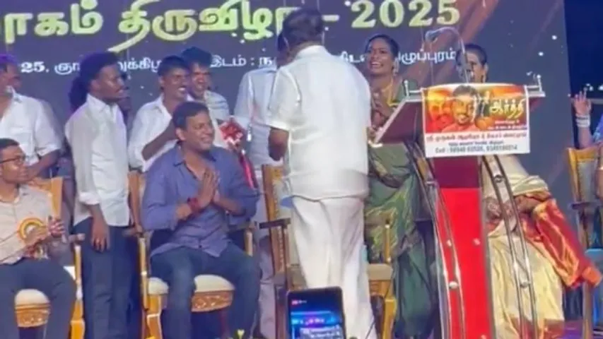 ಕಾರ್ಯಕ್ರಮದ ವೇದಿಕೆ ಮೇಲೆಯೇ ಕುಸಿದು ಬಿದ್ದ ನಟ ವಿಶಾಲ್‌.. ಆಸ್ಪತ್ರೆಗೆ ದಾಖಲು