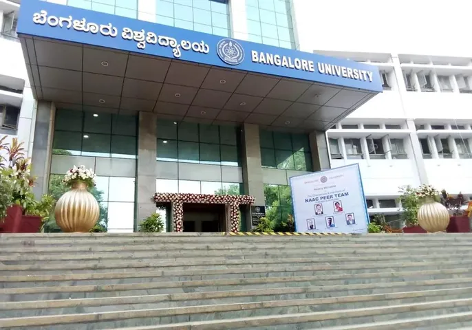 ಬೆಂಗಳೂರು ವಿವಿ ಹೊಸ ಸಾಧನೆ; ಇತಿಹಾಸದಲ್ಲೇ ಮೊದಲ ಬಾರಿಗೆ BCA ಪ್ರಾಕ್ಟಿಕಲ್ಸ್​ ಕಂಪ್ಲೀಟ್ ಡಿಜಿಟಲೀಕರಣ​
