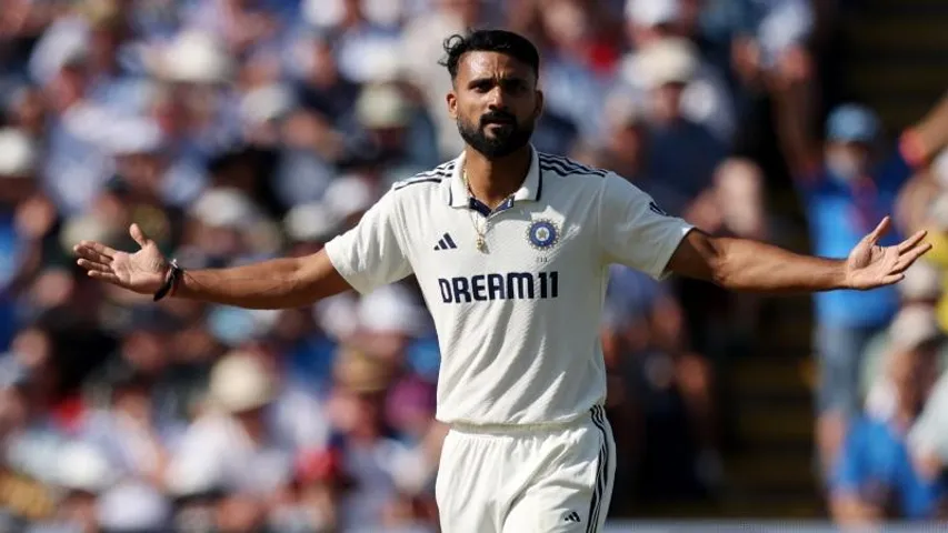 ಗಿಲ್​ ದ್ವಿಶತಕ ಬೆನ್ನಲ್ಲೇ ಇಂಗ್ಲೆಂಡ್​ ಮೇಲೆ ಆಕಾಶ್ ದೀಪ್ ಸ್ಟ್ರೈಕ್.. ಫುಲ್ ಶಾಕ್ ಟ್ರೀಟ್​ಮೆಂಟ್..!