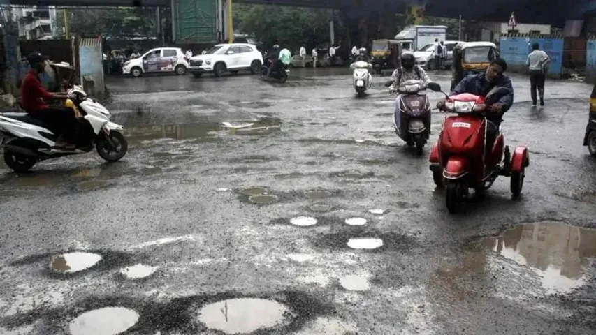 POTHOLES-BENGALURU