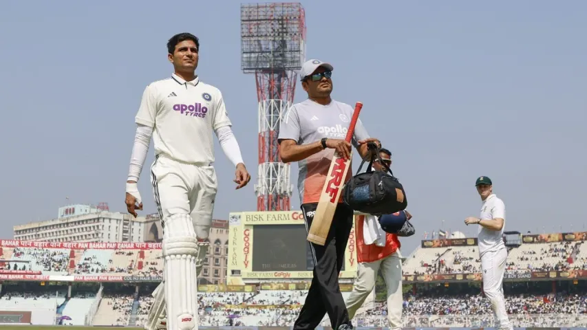 gill-2025-11-16-13-25-43