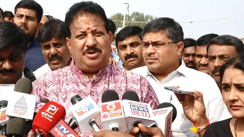 bjp visit to kogilu layout