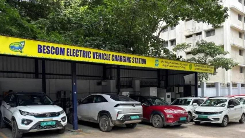 bengaluru-electric-vehicles-2025-12-18-10-01-02