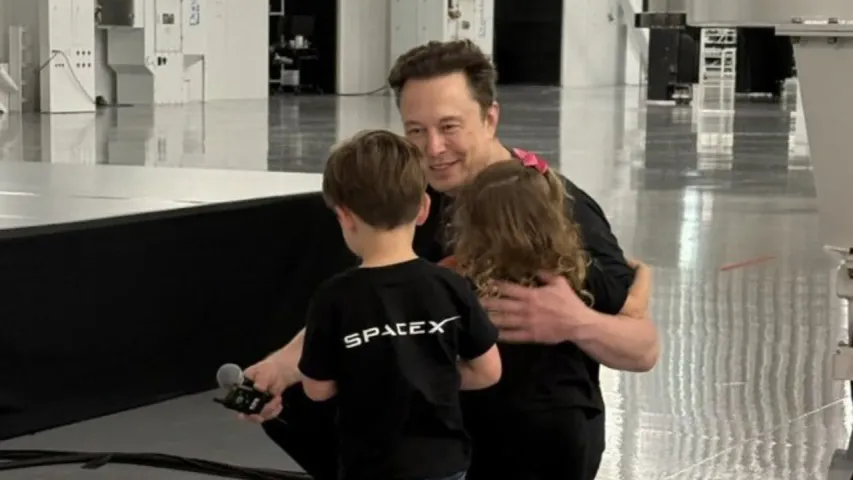 elon-musk-2026-01-10-08-25-41