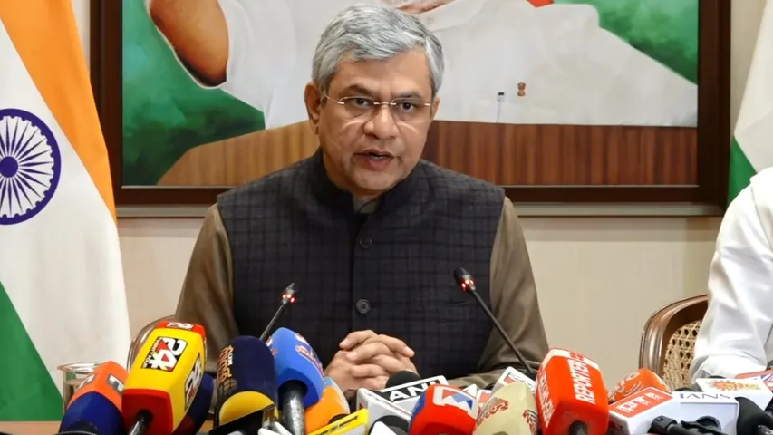 ashwini vaishnaw railway minister