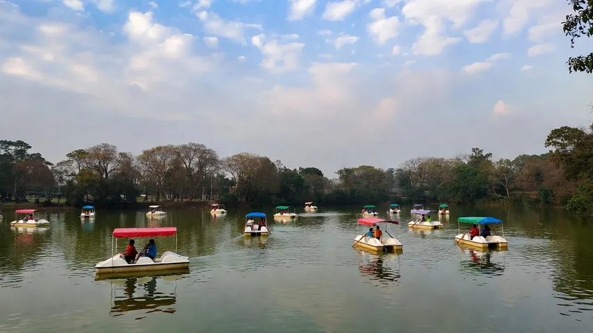 pedal boating in bengaluru lakes