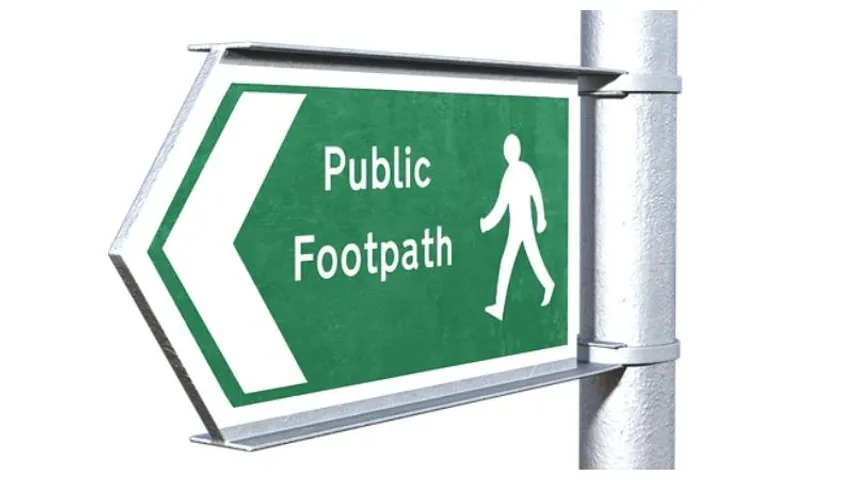 <strong>Parking on footpaths in Bengaluru? End up paying hefty fines soon!</strong>