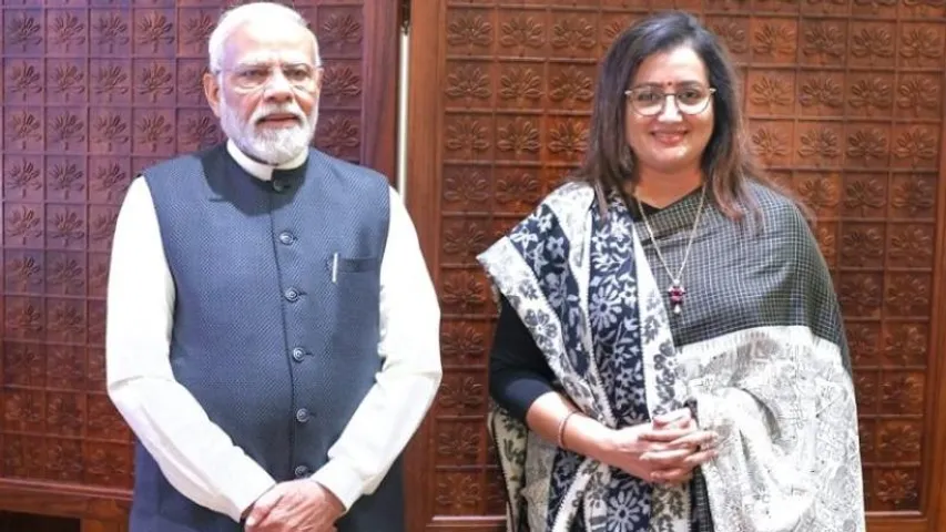 Karnataka: Sumalatha meets PM Modi; seeks endorsement for Lok Sabha campaign