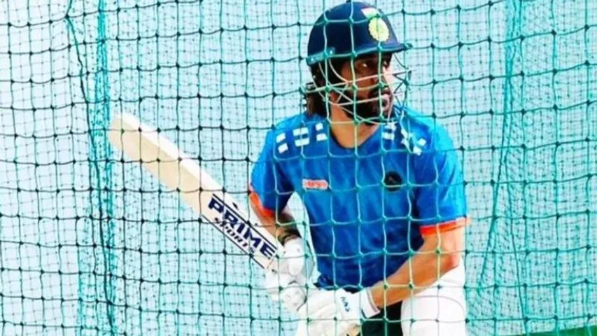 Dhoni let go of crores of rupees worth of contract: Somi Kohli