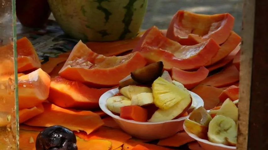 Bengaluru: BBMP imposes ban on cut fruits as cholera threat looms in the city