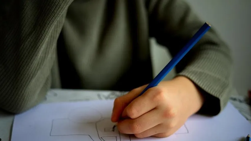 Jhansi: Daughter’s drawing acts as testimony  against her father killing her mother