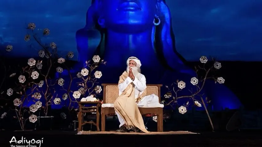 Guru Purnima at Sadhguru’s Ashram - Mesmerising mix of meditation & music!