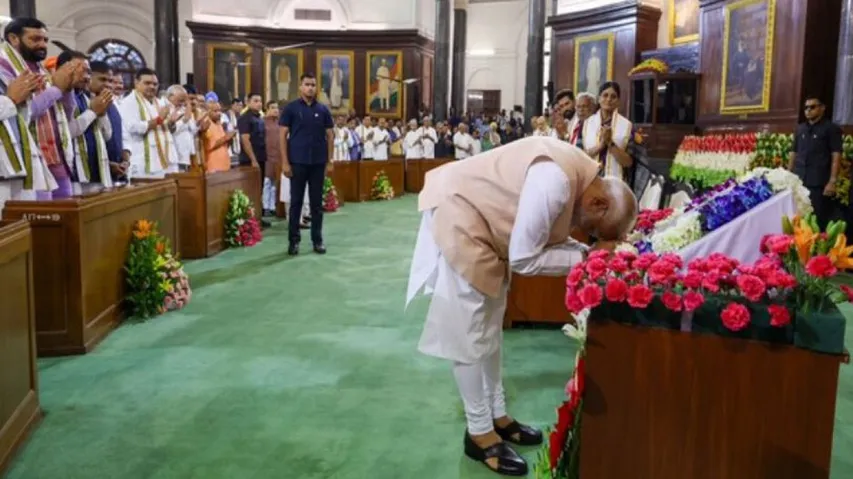 Narendra Modi Praying Constitution of India