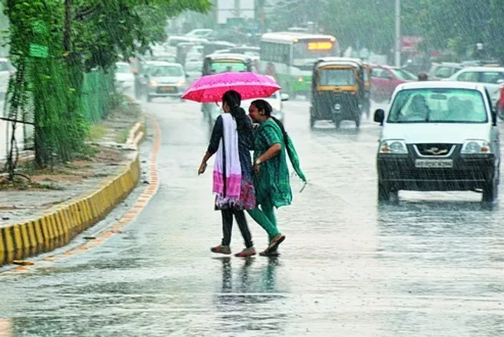 ରାତିରେ ପ୍ରବଳ ବର୍ଷିବ, ଘଡ଼ଘଡି ବି ମାରିବ