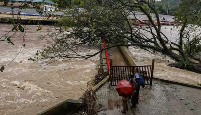 ୨୬୦୦ କୋଟିର ସହାୟତା ପ୍ୟାକେଜ୍‌ ଦାବି କଲା କେରଳ