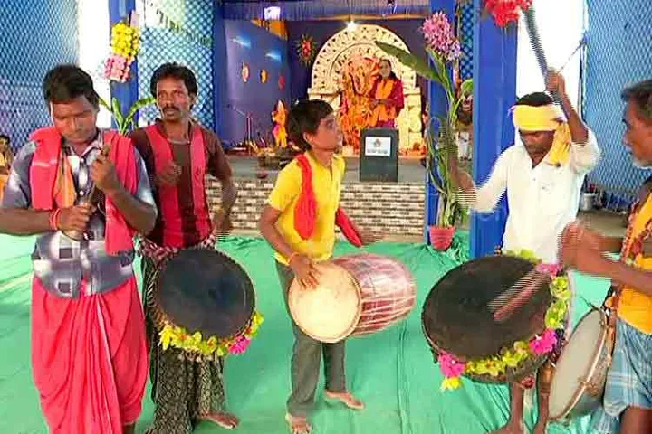 ପଶ୍ଚିମ ଓଡ଼ିଶାରେ ମା’ ଦୁର୍ଗାଙ୍କ ପୂଜା ବେଳେ କାହିଁକି ବାଜେ ଦୁଲ୍‌ଦୁଲି