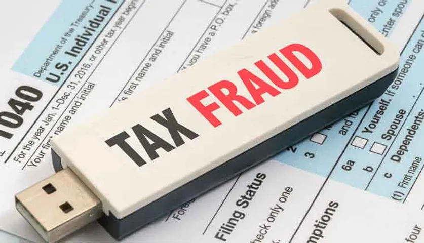 ଟିକସ ଫାଙ୍କି ଅଡ଼ୁଆରେ  ୭୩ ହଜାର କମ୍ପାନୀ ମାଲିକ