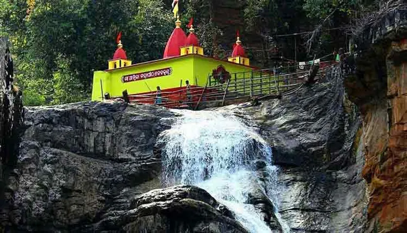 ଦେବକୁଣ୍ଡରେ ଜମୁଛି ପର୍ଯ୍ୟଟକଙ୍କ ଭିଡ଼: ଯିବାକୁ ଭୁଲନ୍ତୁ ନାହିଁ