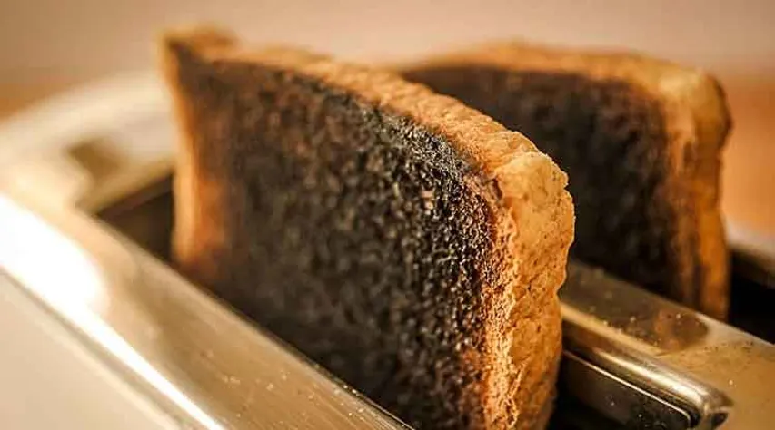 ପୋଡ଼ି ଯାଇଥିବା ବ୍ରେଡ୍‌ କାହିଁକି ଖାଇବା ଉଚିତ୍‌ ନୁହେଁ, ଜାଣନ୍ତୁ