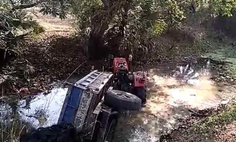 ଟ୍ରାକ୍ଟର ଓଲଟି ହେଲପର୍ ମୃତ