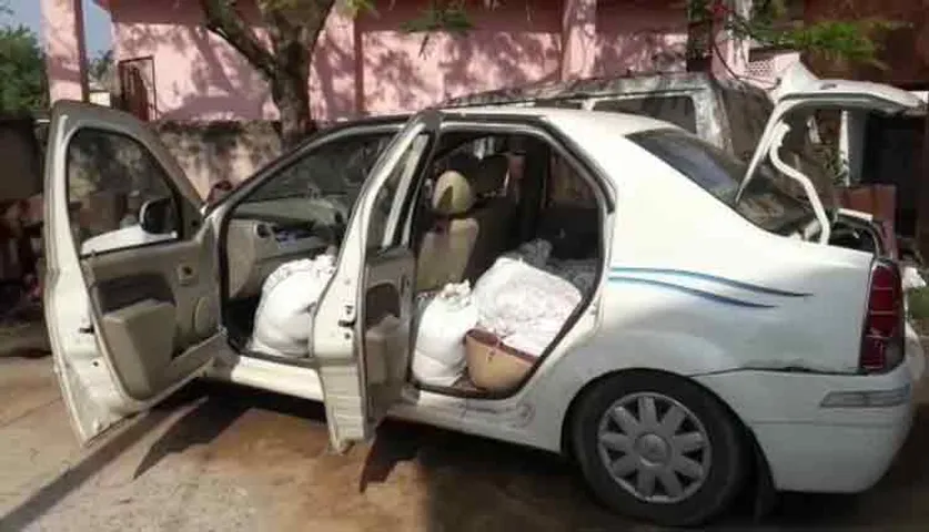 କାର୍‌ରୁ ଦେଶୀ ମଦ ଜବତ; ଜଣେ ଗିରଫ