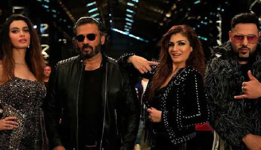 ବାଇକ୍‌ରେ ଏଣ୍ଟ୍ରି କଲେ ‘ସେହେର୍‌ କି ଲଡ୍‌କୀ’