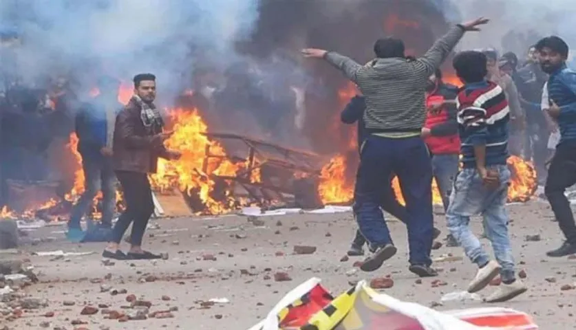 ଦିଲ୍ଲୀରେ ହିଂସା ରଚୁଥିଲେ ବାଂଲାଦେଶୀ ଅନୁପ୍ରବେଶକାରୀ