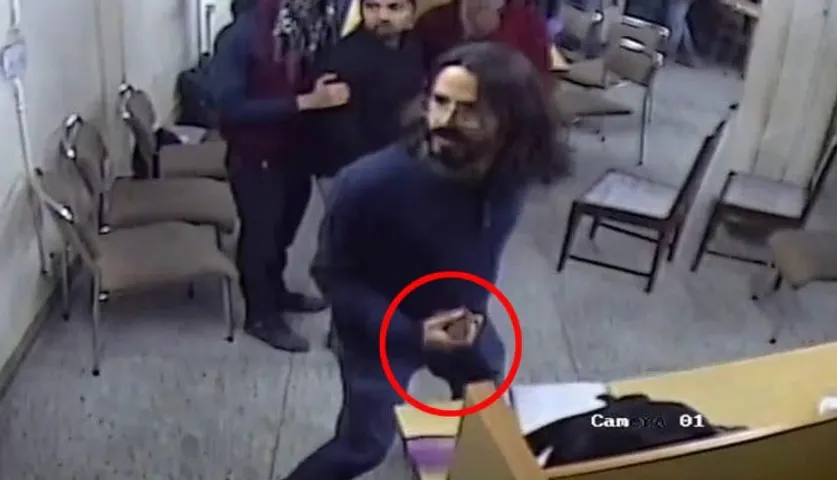 ଲାଇବ୍ରେରୀରେ ଶରଣ ପଶିଥିଲେ ଜାମିଆ ଦଙ୍ଗାକାରୀ!