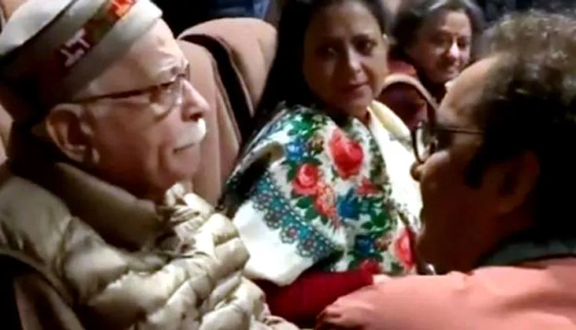 'ଶିକାରା' ଦେଖି କାନ୍ଦିଲେ ଆଡଭାନୀ