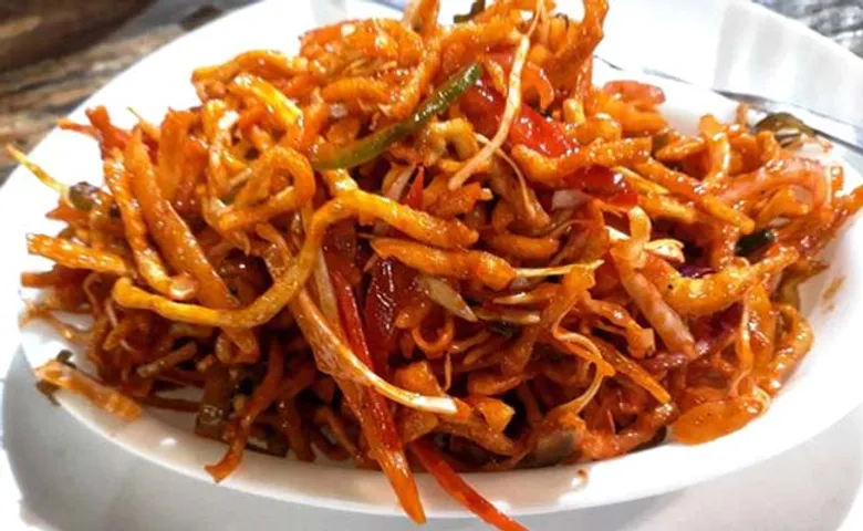 କ୍ରିସ୍‌ପି ଚଟ୍‌ପଟା ନୁଡଲ୍ସ୍