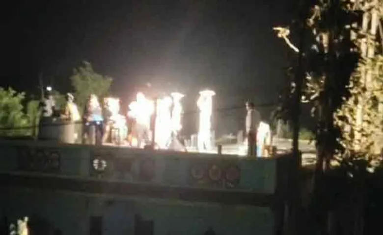 ଲକ୍‌ଡାଉନ୍‌ ସମୟରେ ଘର କାମ କରି ବନ୍ଧା ହେଲେ ଠିକାଦାର