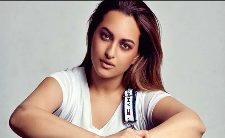 'ଆଗ୍ ଲଗେ ବସ୍ତି ମେଁ, ମୈ ଅପନି ମସ୍ତି ମେଁ...'