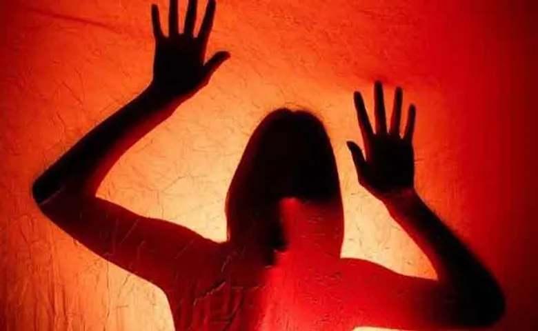 ଦୁଷ୍କର୍ମକୁ ବିରୋଧ କରିବାରୁ ନିଆଁ ଲଗାଇ ଦେଇଥିଲା ଅଭିଯୁକ୍ତ, ଶେଷରେ ଆତ୍ମହତ୍ୟା କଲେ ପୀଡ଼ିତା