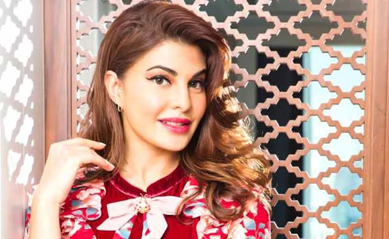 ବଚ୍ଚନ ପାଣ୍ଡେ ଗ୍ୟାଙ୍ଗରେ ଏଣ୍ଟ୍ରି କଲେ ଜ୍ୟାକଲିନ