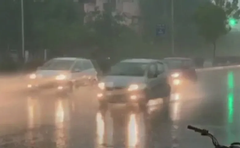 ରାଜଧାନୀରେ ବର୍ଷା, ଥଣ୍ଡାର ଥାର୍ଡ ଡିଗ୍ରୀ ଜାରି