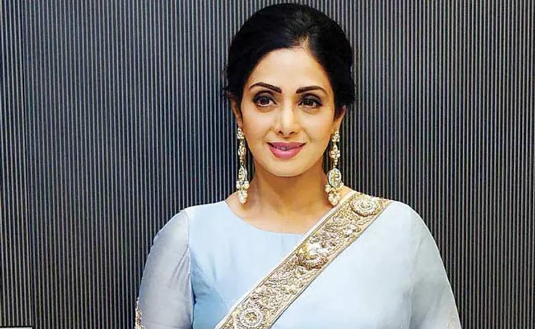 ମନେ ପଡନ୍ତି ହୱା ହୱାଇ ଗାର୍ଲ