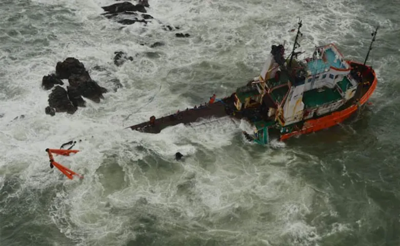 ୫୧ ଓଏନଜିସି କର୍ମଚାରୀ ନିଖୋଜ,  ୨୨ ମୃତଦେହ ଉଦ୍ଧାର