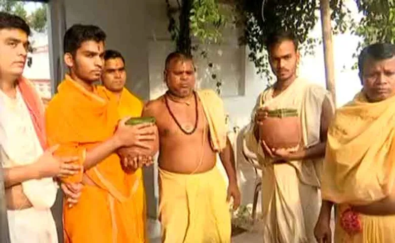 ଶ୍ରୀଜିଉଙ୍କ ପାଇଁ ଶ୍ରୀମନ୍ଦିରକୁ ଗଲା ଫୁଲୁରୀ ତେଲ