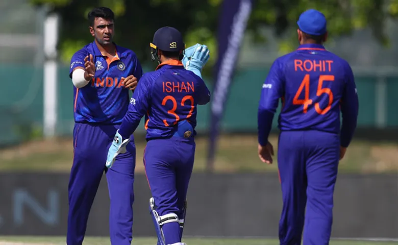 ଅଷ୍ଟ୍ରେଲିଆକୁ ୧୫୨ ରନରେ ପହଞ୍ଚାଇଲେ ସ୍ମିଥ୍ ଓ ଷ୍ଟୋଇନିସ୍