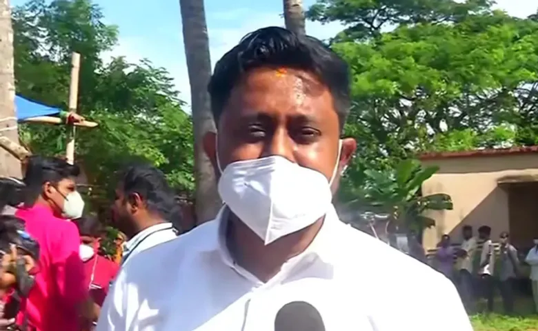 ପୁଅ ଜିତିଲା ପିପିଲି