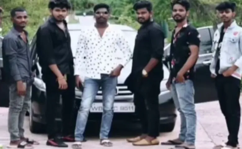 ମସ୍ତି ମୁଡରେ କେବିଏନ୍‌ ଗ୍ରୁପ୍‌ ସଦସ୍ୟ, ପୁଣି ଭାଇରାଲ ହେଲା ଭିଡିଓ