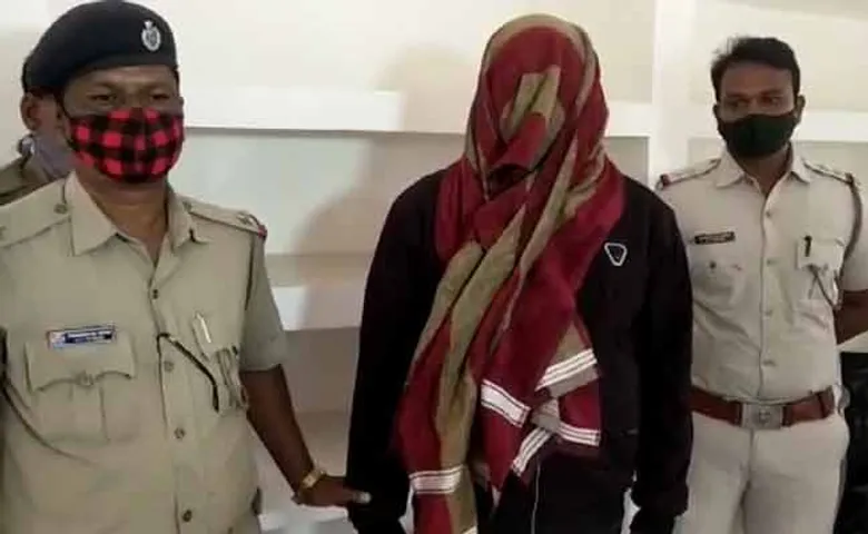 ଡାକ୍ତରଙ୍କୁ ମାଗୁଥିଲା ଦାଦାବଟି, ଝାଡ଼ଖଣ୍ଡରୁ ଧରାପଡ଼ିଲା