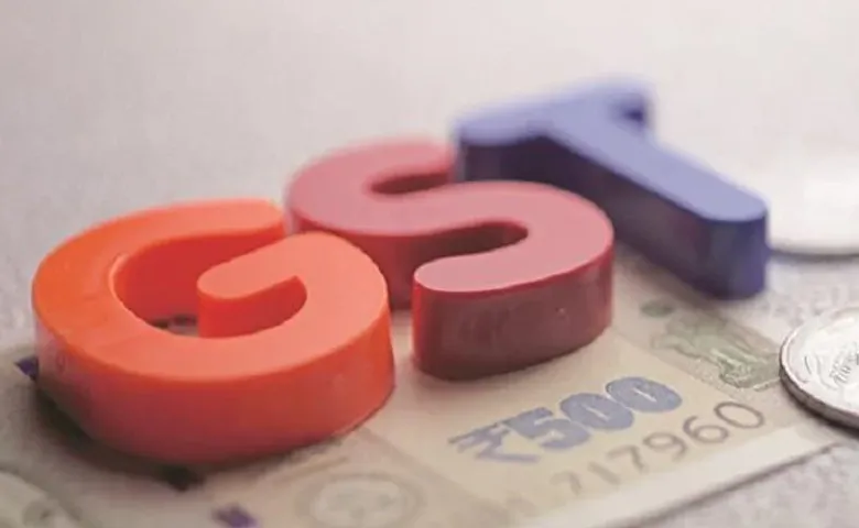 ଢୋଲ ଭିତରେ ମୂଷା, ଲାଞ୍ଚ ନେଇଧରାପଡ଼ିଲେ ଜିଏସଟି ଅଧିକାରୀ