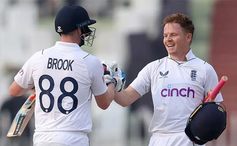 ପାକିସ୍ତାନୀ ବୋଲର ଧରାଶୟୀ, ପ୍ରଥମ ଦିନରେ ଇଂଲଣ୍ଡର ୪ ବ୍ୟାଟ୍ସମ୍ୟାନ୍ ମାରିଲେ ଶତକ