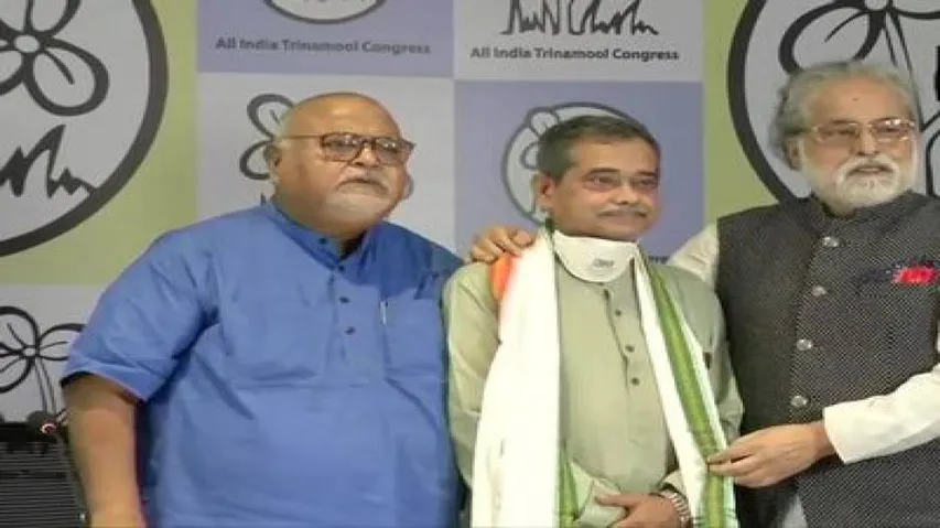 କଂଗ୍ରେସକୁ ଆଉ ଏକ ଝଟକା, ପ୍ରଣବ ମୁଖାର୍ଜୀଙ୍କ ପୁଅ ଟିଏମ୍‌ସିରେ ସାମିଲ